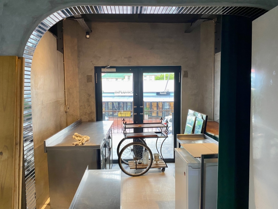 To Let Commercial Property for Rent in Woodstock Western Cape